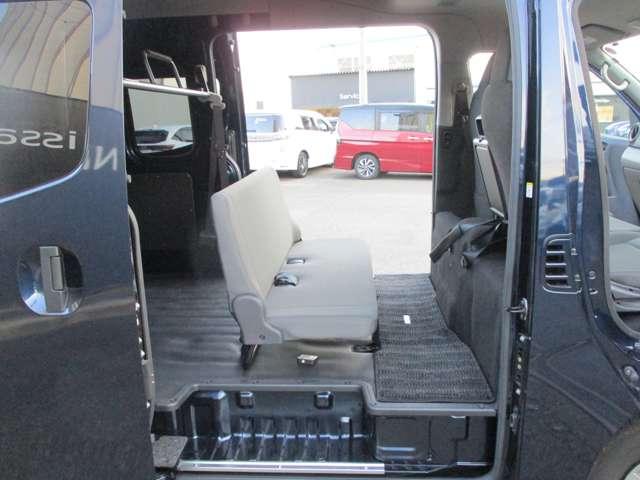 キャラバン ２．５　ＤＸ　スーパーロングボディ　ハイルーフ　４ＷＤ　ドライブレコーダー・ＥＴＣ・純正ナビゲーシ（17枚目）