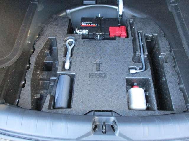 キックス １．２　Ｘ　ツートーン　インテリアエディション　（ｅ－ＰＯＷＥＲ）　アラウンドビューモニター・ＥＴＣ・純正ナビ　エマージェンシーＢ　アラウンドモニター　Ｒカメラ　ＬＥＤ　エアコン　スマートキー　ＥＴＣ　メモリーナビ　サイドエアバック　ＡＷ　キーレス　ワンセグＴＶ　ナビＴＶ　ＡＢＳ　パワーウィンドウ（37枚目）