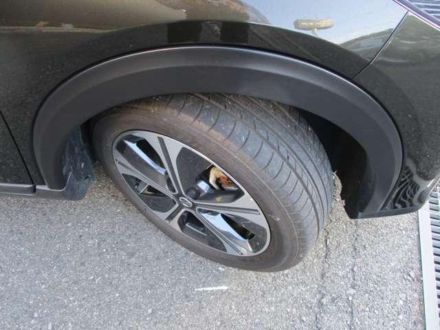 キックス １．２　Ｘ　ツートーン　インテリアエディション　（ｅ－ＰＯＷＥＲ）　アラウンドビューモニター・ＥＴＣ・純正ナビ　エマージェンシーＢ　アラウンドモニター　Ｒカメラ　ＬＥＤ　エアコン　スマートキー　ＥＴＣ　メモリーナビ　サイドエアバック　ＡＷ　キーレス　ワンセグＴＶ　ナビＴＶ　ＡＢＳ　パワーウィンドウ（40枚目）