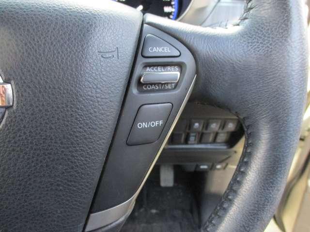 エルグランド ２．５　ライダー　４ＷＤ　アラウンドビューモニター・ＥＴＣ・ドライブ　バックカメラ　オートエアコン　カーテンエアバック　スマートキー　両側電動スライドドア　ＥＴＣ　４ＷＤ　ナビ（8枚目）