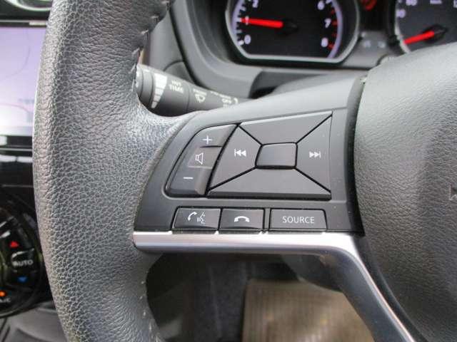 ノート 1.2 メダリスト X アラウンドビューモニター・ドライブレコー バックモニター 車線逸脱警報装置 360°モニター LEDヘッド サイドカメラ インテリキー Iストップ デュアルエアバック キーレス パワーステアリング ETC車載器 オートエアコン メモリーナビ(7枚目)