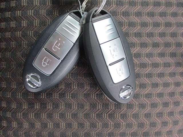 ノート 1.2 メダリスト X アラウンドビューモニター・ドライブレコー バックモニター 車線逸脱警報装置 360°モニター LEDヘッド サイドカメラ インテリキー Iストップ デュアルエアバック キーレス パワーステアリング ETC車載器 オートエアコン メモリーナビ(17枚目)