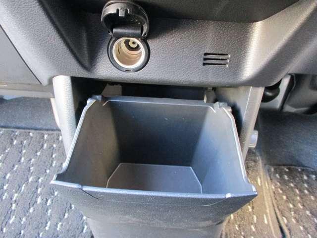 ルークス ６６０　ハイウェイスターＸ　アラウンドビューモニター・ドライブレコー　アイスト　衝突被害軽減ブレ－キ　マルチビューカメラ　車線逸脱警報装置　ＬＥＤ　スマートキー　パワーウィンドウ　カーテンエアバック　ドライブレコーダー　ナビＴＶ　バックカメラ　パワステ　オートエアコン（27枚目）