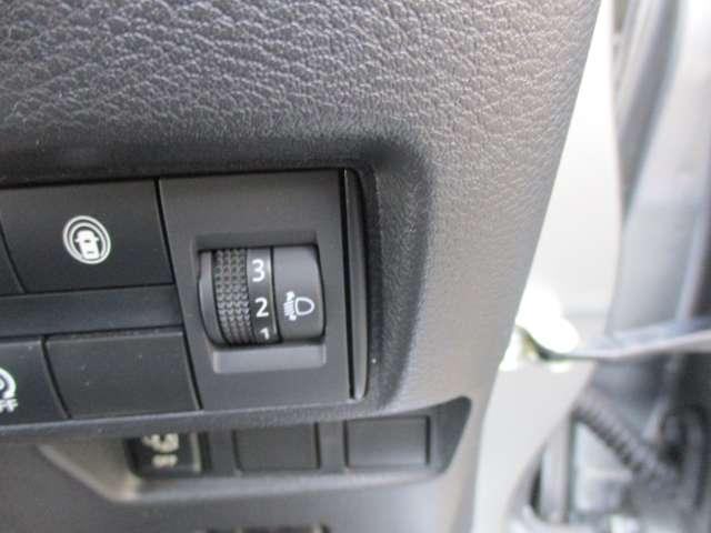 ルークス ６６０　ハイウェイスターＸ　アラウンドビューモニター・ドライブレコー　アイスト　衝突被害軽減ブレ－キ　マルチビューカメラ　車線逸脱警報装置　ＬＥＤ　スマートキー　パワーウィンドウ　カーテンエアバック　ドライブレコーダー　ナビＴＶ　バックカメラ　パワステ　オートエアコン（14枚目）