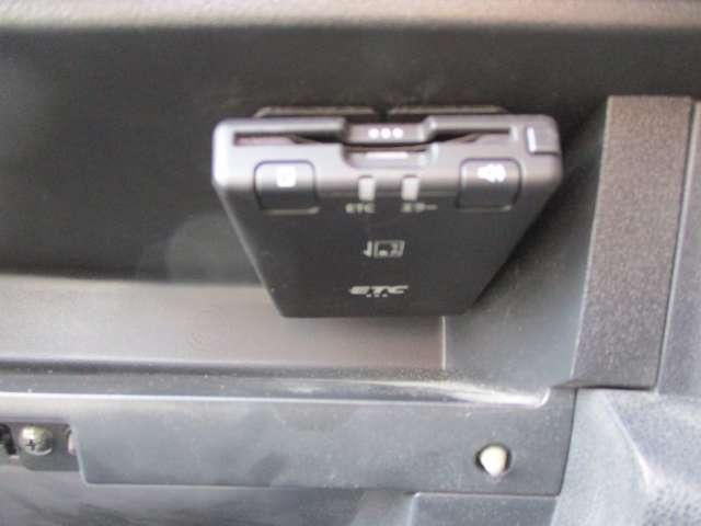 マーチ 1.2 X Vセレクション ドライブレコーダー・ETC・純正ナビゲーシ ETC車載器 ドラレコ スマートキー オートエアコン キーフリー アイドリングストップ Wエアバック ワンセグTV ABS パワーウィンドウ パワーステアリング メモリーナビ 運転席エアバッグ(7枚目)