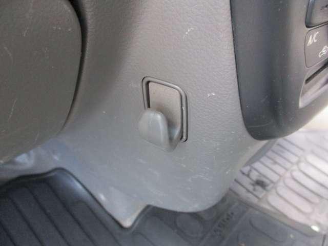 NV100クリッパーバン 660 DX エマージェンシーブレーキ パッケージ ハイルーフ 5AGS車 4WD ドライブレコーダー・4WD・U5K0405 切替式4WD エマジェンシーブレーキ 助手席エアバック 運転席エアバック リモコンキー マニュアルエアコン ドラレコ パワステ ABS 寒冷地仕様車(13枚目)