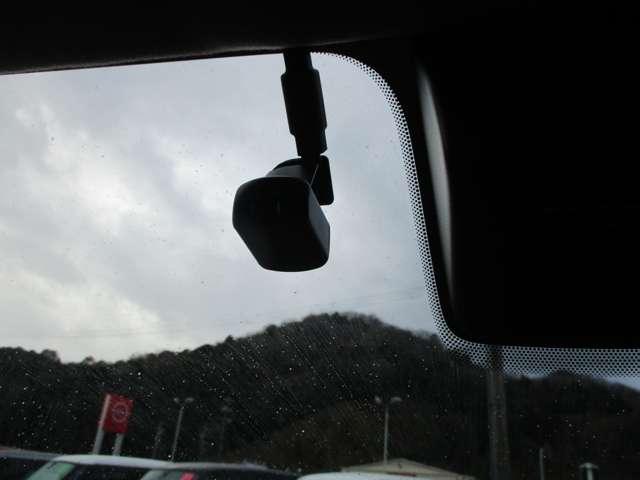 ルークス ６６０　ハイウェイスターＸ　プロパイロット　エディション　アラウンドビューモニター・ドライブレコー　左右パワースライドドア　アイドリング　イモビ　パノラマモニター　助手席エアバッグ　衝突軽減ブレーキ　ＰＷ　ナビ＆ＴＶ　１セグ　ＬＥＤヘッドライト　ＬＤＷ　スマートキー　ＥＴＣ　ドライブレコーダー　ＰＳ（13枚目）