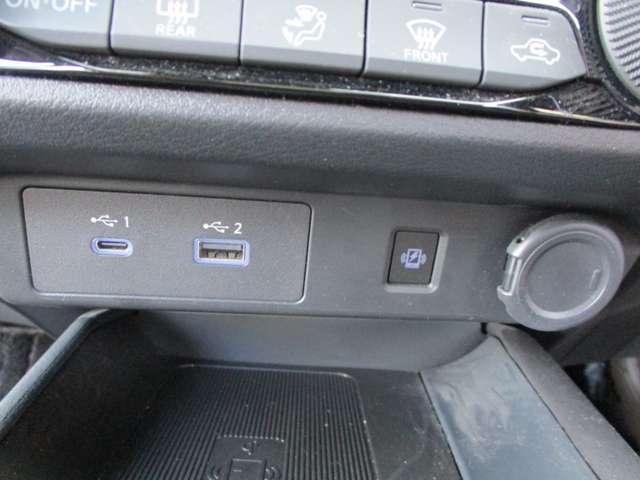 �t�r�a�ڑ��p�[�q�A�X�}�z�̏[�d���ɗ��p�ł��܂��B