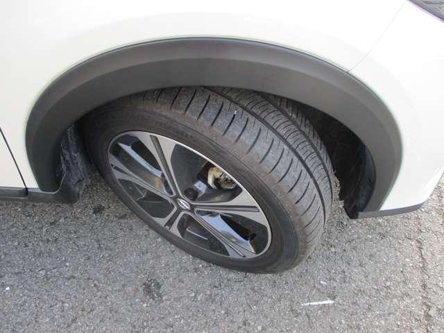 キックス １．２　Ｘ　ツートーン　インテリアエディション　（ｅ－ＰＯＷＥＲ）　アラウンドビューモニター・ドライブレコー　エマージェンシーＢ　セキュリティ　アラウンドモニター　Ｒカメラ　ＬＥＤ　エアコン　ドラレコ　スマートキー　ＥＴＣ　メモリーナビ　サイドエアバック　ＡＷ　キーレス　ワンセグＴＶ　ナビＴＶ　ＡＢＳ（41枚目）