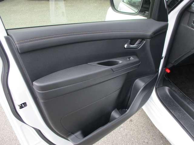 セレナ ２．０　ハイウェイスターＶ　アラウンドビューモニター・ドライブレコー　Ｗ電動スライド　レーダークルコン　レーンアシスト　ＬＥＤランプ　盗難防止システム　ＥＴＣ装備　カーテンエアバッグ　アルミホイール　キーフリー　メモリ－ナビ　ナビＴＶ　エアコン　ドラレコ　ワンセグＴＶ（30枚目）