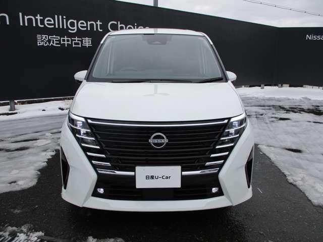 セレナ ２．０　ハイウェイスターＶ　アラウンドビューモニター・ドライブレコー　地上デジタル　ＬＫＡ　追従クルーズ　アイドリングＳ　スマートキー＆プッシュスタート　両側自動ドア　３列シート　Ｂカメラ　ＥＴＣ装備　ドラレコ　エアコン　ＡＢＳ（48枚目）