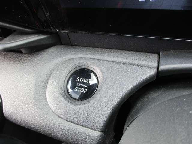 セレナ ２．０　ＸＶ　アラウンドビューモニター・ドライブレコー　両側オートスライドドア　ドライブレコーダー　ＬＥＤヘッドランプ　インテリジェントキー　ＡＢＳ　アダクティブクルーズコントロール　レーンキープアシスト　ＥＴＣ（10枚目）