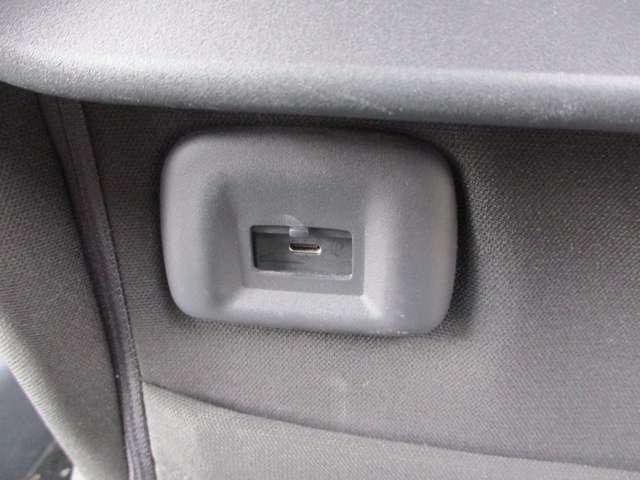 セレナ ２．０　ＸＶ　アラウンドビューモニター・ドライブレコー　両側オートスライドドア　ドライブレコーダー　ＬＥＤヘッドランプ　インテリジェントキー　ＡＢＳ　アダクティブクルーズコントロール　レーンキープアシスト　ＥＴＣ（19枚目）