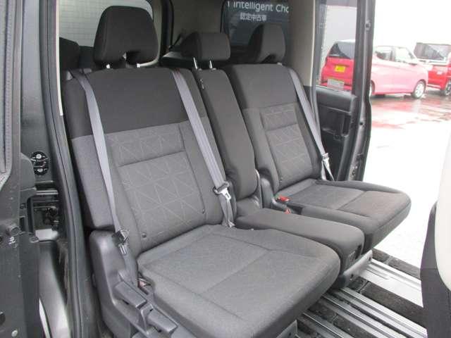 セレナ ２．０　ＸＶ　アラウンドビューモニター・ドライブレコー　両側オートスライドドア　ドライブレコーダー　ＬＥＤヘッドランプ　インテリジェントキー　ＡＢＳ　アダクティブクルーズコントロール　レーンキープアシスト　ＥＴＣ（41枚目）