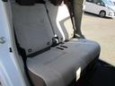 後席もとっても広々！リクライニングやシートスライドができるので、いつでも快適に過ごせますよ♪