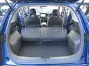 リヤシートをすべて倒すと、とっても大きな空間が出来上がります！