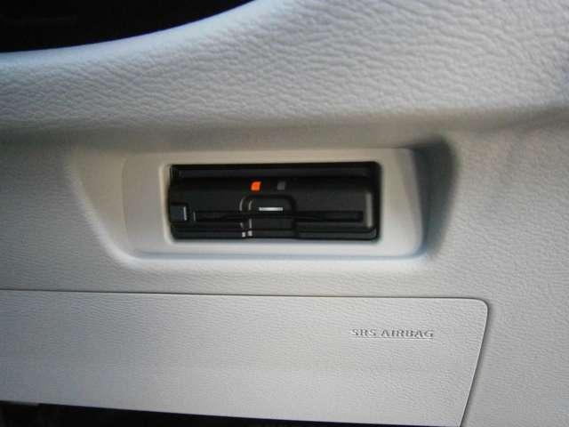 ルークス ６６０　Ｘターボ　ドラレコ・ＥＴＣ・両側オートスライド　ＥＴＣ付き　アラウンドビューモニタ　カーテンエアバック　両側電動スライドドア　車線逸脱警報装置　スマートキープッシュスタート　Ｗエアバック　ドラレコ　盗難防止システム　アイドリングストップ（11枚目）