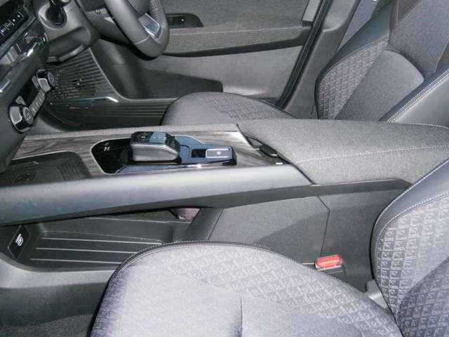 オーラ 1.2 G FOUR 4WD ドラレコ・プロパイロット・ETC エマブレ 全周囲 LDW アダプティブクルーズ 盗難防止システム オートエアコン スマートキー バックカメラ LEDライト アルミホイール 4WD ETC車載器 ナビTV メモリーナビ ABS(6枚目)