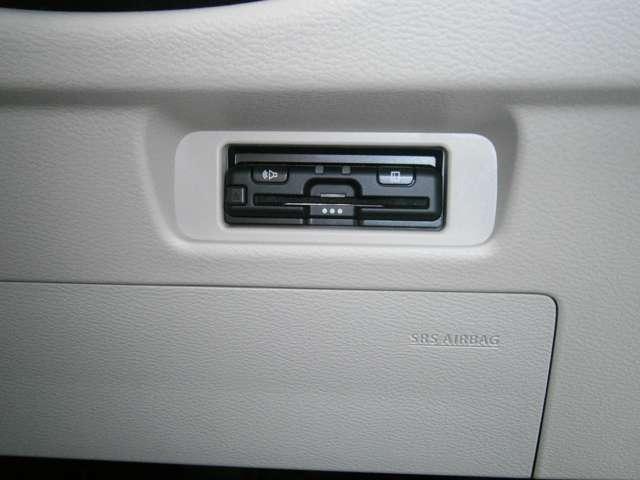 ルークス ６６０　Ｘ　４ＷＤ　ＥＴＣ・アラウンドビューモニター　エマブレ　全方位モニター　ワンオーナー　アルミホイール　４ＷＤ　ＥＴＣ　アイドリングストップ　スマートキー　キーレス　オートエアコン　運転席エアバック　バックカメラ　パワーウィンドウ（10枚目）