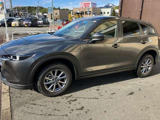 ＣＸ－５ ２．０　２０Ｓ　ｉ　セレクション　デモカーＵＰ（4枚目）