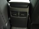 後部席にエアコンの風向を調整できるベンチレーター