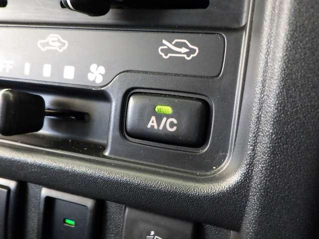 スーパーキャリイ X CDプレーヤー 衝突被害軽減ブレーキ 4WD パワーウィンドウ キーレスエントリー エアコン フォグランプ リヤゲートチェーン 運転席助手席エアバック ABS(22枚目)