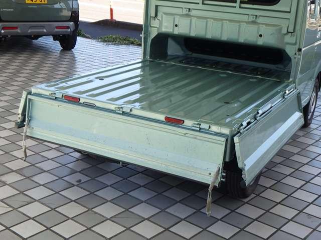 スーパーキャリイ X CDプレーヤー 衝突被害軽減ブレーキ 4WD パワーウィンドウ キーレスエントリー エアコン フォグランプ リヤゲートチェーン 運転席助手席エアバック ABS(31枚目)