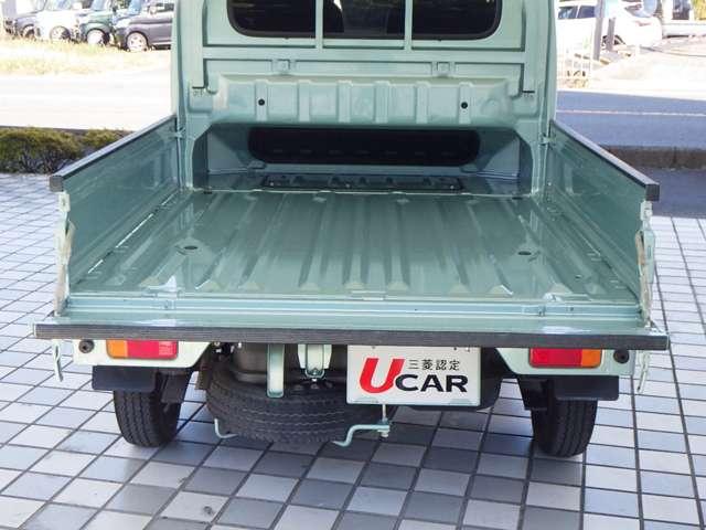 スーパーキャリイ X CDプレーヤー 衝突被害軽減ブレーキ 4WD パワーウィンドウ キーレスエントリー エアコン フォグランプ リヤゲートチェーン 運転席助手席エアバック ABS(32枚目)