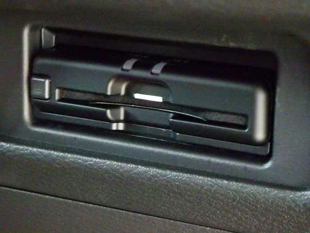 デリカミニ G プレミアム 元試乗車 メモリーナビ 全方位モニター ETC2.0 マイパイロット 衝突被害軽減ブレーキ 踏み間違い防止装置 パーキングセンサー 両側電動スライドドア デジタルルームミラー シートヒーター(7枚目)