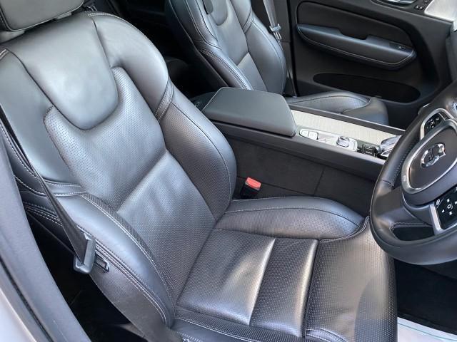 XC60 リチャージ PHV T8 AWD インスクリプション Bowers&Wilkinsプレミアムサウンド・パノラマガラスサンルーフ・エアサス・純正Rデザイン21インチアルミホイール(13枚目)