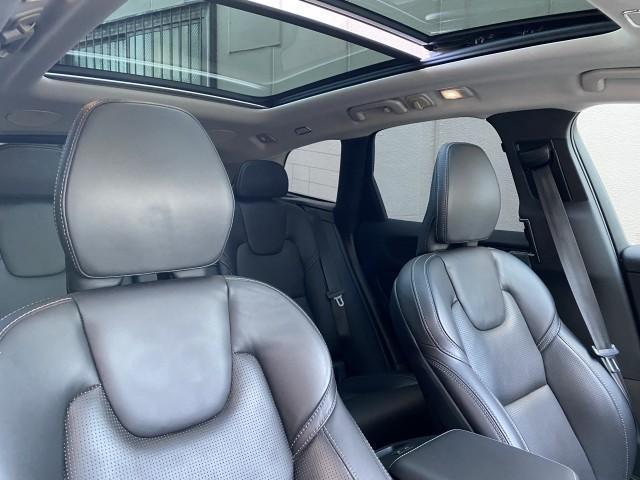 XC60 リチャージ PHV T8 AWD インスクリプション Bowers&Wilkinsプレミアムサウンド・パノラマガラスサンルーフ・エアサス・純正Rデザイン21インチアルミホイール(16枚目)