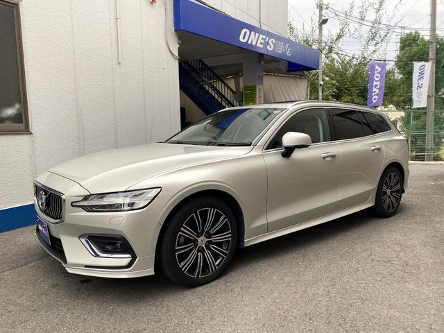 V60 T5 インスクリプション スタイリングPKG パノラマガラスサンルーフ(3枚目)