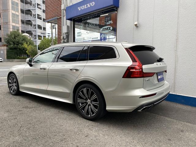 V60 T5 インスクリプション スタイリングPKG パノラマガラスサンルーフ(6枚目)