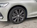V60 T5 インスクリプション スタイリングPKG パノラマガラスサンルーフ(5枚目)
