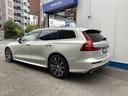 V60 T5 インスクリプション スタイリングPKG パノラマガラスサンルーフ(6枚目)