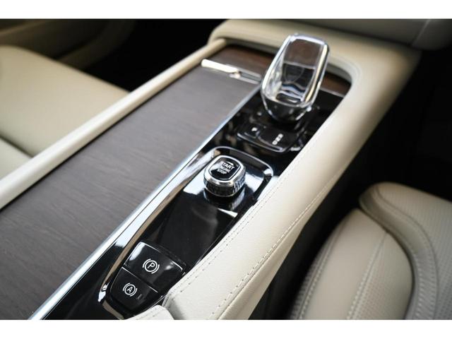 Ｓ９０ Ｂ６　ＡＷＤ　インスクリプション　弊社デモカー　エアサス　Ｂ＆Ｗ　サンルーフ　令和９年１月保証（23枚目）