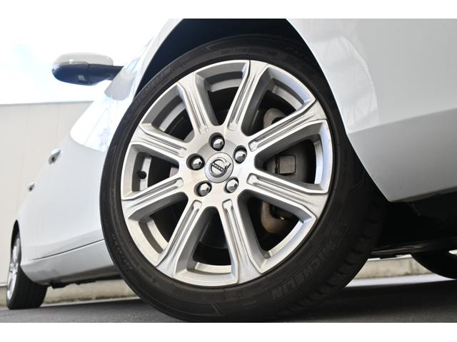 Ｖ４０ Ｔ３　クラシックエディション　弊社下取車　黒革シート　パノラマルーフ　シートヒーター　ハーマンカードン　１年保証（31枚目）