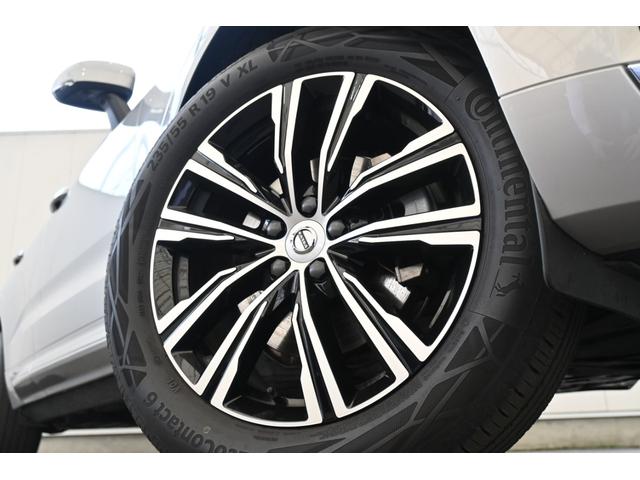 ＸＣ６０ Ｂ５　ＡＷＤ　インスクリプション　認定中古車　弊社下取車　ワンオーナー　Ｇｏｏｇｌｅ搭載　黒革シート　ハーマンカードン　シートヒーター　ステアリングヒーター　シートベンチレーション　令和９年７月新車保証（37枚目）