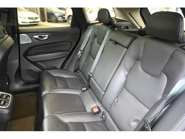 ＸＣ６０ アルティメット　Ｂ５　ＡＷＤ　認定中古車　ワンオーナー　Ｇｏｏｇｌｅ搭載　パノラマサンルーフ　Ｂ＆Ｗプレミアムサウンド　黒革シート　シートベンチレーション　令和９年１２月保証（13枚目）