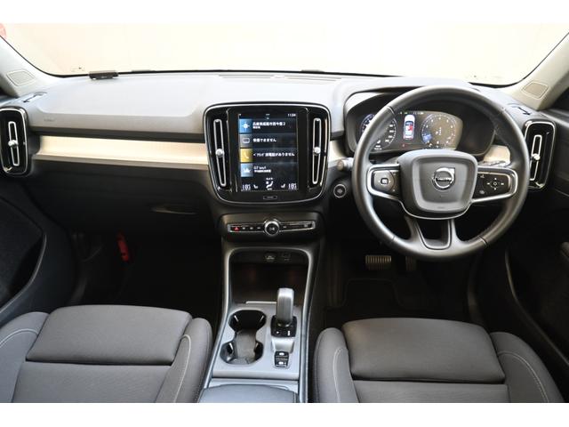 ＸＣ４０ Ｂ４　モメンタム　認定中古車　ワンオーナー　シートヒーター　ステアリングヒーター　社外ドラレコ（前後）　３６０°ビューカメラ　令和８年９月迄新車保証（2枚目）