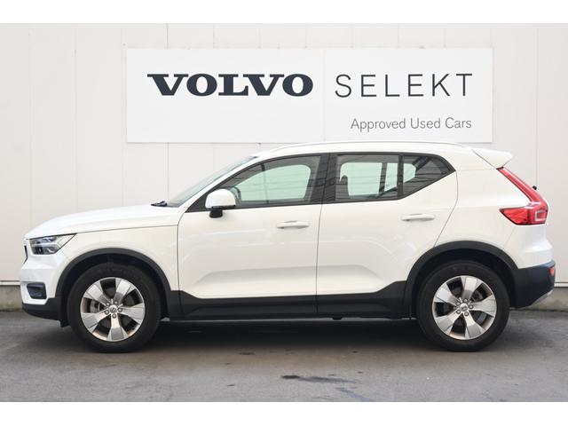 ＸＣ４０ Ｂ４　モメンタム　認定中古車　ワンオーナー　シートヒーター　ステアリングヒーター　社外ドラレコ（前後）　３６０°ビューカメラ　令和８年９月迄新車保証（8枚目）