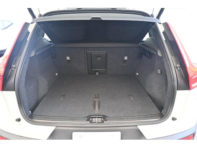 ＸＣ４０ Ｂ４　モメンタム　認定中古車　ワンオーナー　シートヒーター　ステアリングヒーター　社外ドラレコ（前後）　３６０°ビューカメラ　令和８年９月迄新車保証（32枚目）