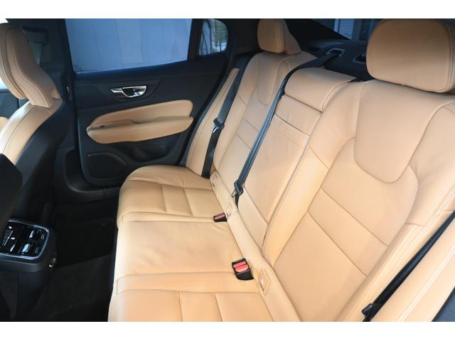 Ｓ６０ Ｔ５　Ｉｎｓｃｒｉｐｔｉｏｎ　認定中古車　ワンオーナー　サンルーフ　茶革シート　ハーマンカードン　　　シートヒーター　シートベンチレーション　ステアリングヒーター　１年保証（4枚目）