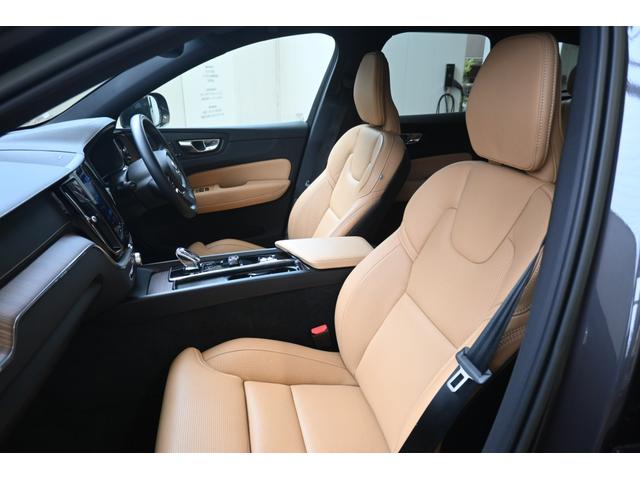 ＸＣ６０ Ｂ５　ＡＷＤ　インスクリプション　認定中古車　Ｇｏｏｇｌｅ搭載　茶革シート　ハーマンカードン　シートヒーター　シートベンチレエーション　ステアリングヒーター　令和９年６月新車保証（2枚目）