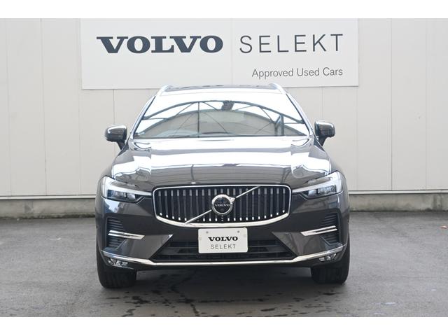 ＸＣ６０ Ｂ５　ＡＷＤ　インスクリプション　認定中古車　Ｇｏｏｇｌｅ搭載　茶革シート　ハーマンカードン　シートヒーター　シートベンチレエーション　ステアリングヒーター　令和９年６月新車保証（6枚目）