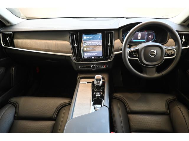 Ｖ９０ アルティメット　Ｂ５　認定中古車　ワンオーナー　パノラマサンルーフ　黒革シート　ハーマンカードン　シートヒーター　シートベンチレーション　令和９年９月新車保証（2枚目）