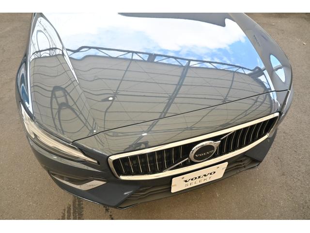 Ｖ６０ ウルトラ　Ｂ４　認定中古車　ワンオーナー　Ｇｏｏｇｌｅ搭載　白革シート　ハーマンカードン　シートヒーター　ステアリングヒーター　シートベンチレーション　令和１２年２月新車保証（35枚目）