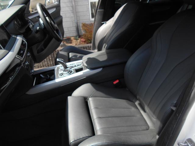 Ｘ５ ｘＤｒｉｖｅ　３５ｄ　Ｍスポーツ　１年保証　禁煙車　ブラックレザーシート　アダプティブクルーズコントロール　パノラマサンルーフ　インテリジェントセーフティ　全方位カメラ　ＥＴＣ　アダプティブＬＥＤヘッドライト　純正ＨＤＤナビ（9枚目）