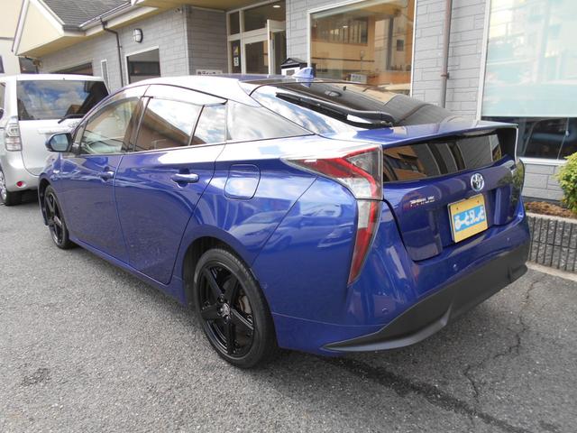 プリウス Aツーリングセレクション 1年保証/禁煙車/黒革シート/純正9型ナビ/地デジ/バックカメラ/シートヒーター/衝突軽減/レーダークルーズコントロール/LEDヘッドライト/(4枚目)