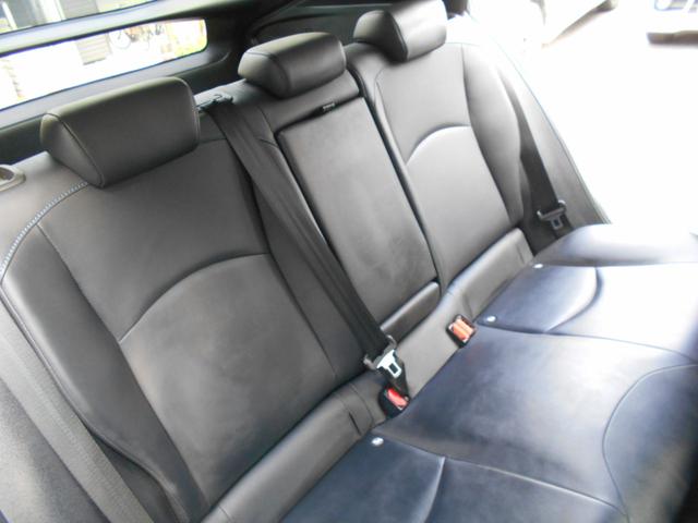 プリウス Aツーリングセレクション 1年保証/禁煙車/黒革シート/純正9型ナビ/地デジ/バックカメラ/シートヒーター/衝突軽減/レーダークルーズコントロール/LEDヘッドライト/(11枚目)